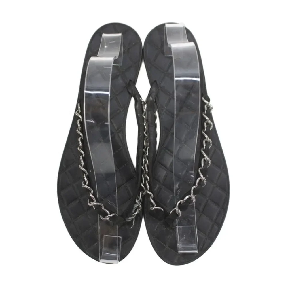 Chanel Womens Chain Detail CC Detail Quilted Flip Flop Black Size 7